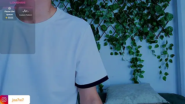 Snapshot of Levii_Ackermann chatting on 5, 2, 2026 Levii Ackermann online show from 5, 2, 2026