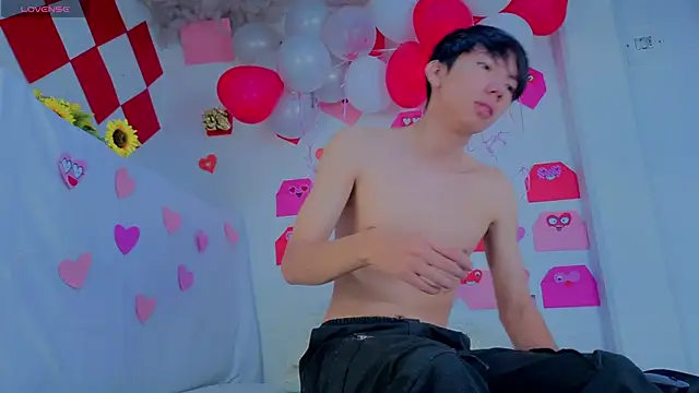 Snapshot of Levii_Ackermann chatting on 18, 2, 2026 Levii Ackermann online show from 18, 2, 2026