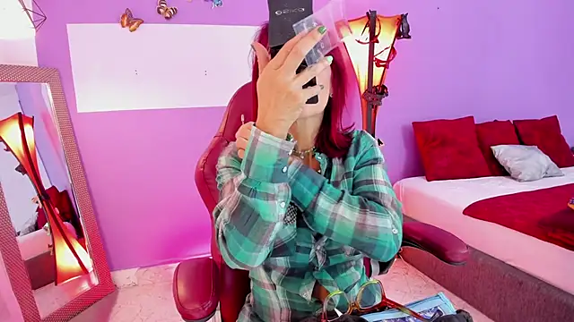 fransheska rossi online show from 10, 3, 2025