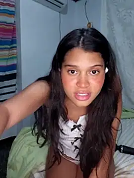 Tamiapple online show from 4, 11, 2025