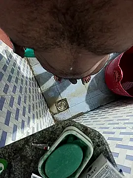 Snapshot of mr_slim_body chatting on 8, 4, 2026 mr slim body online show from 8, 4, 2026