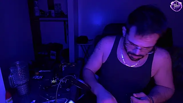 Zander823 online show from 6, 4, 2026