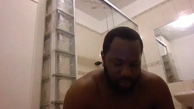 Snapshot of Bighood_T chatting on 15, 10, 2025 Bighood T online show from 15, 10, 2025