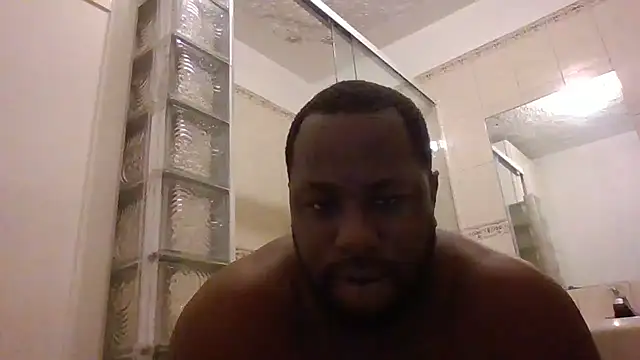 Snapshot of Bighood_T chatting on 20, 10, 2025 Bighood T online show from 20, 10, 2025