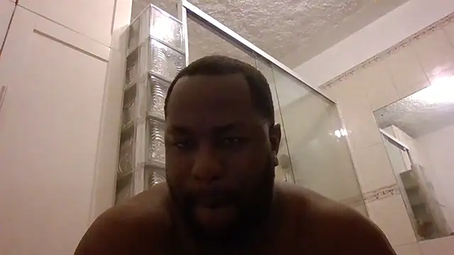 Snapshot of Bighood_T chatting on 24, 10, 2025 Bighood T online show from 24, 10, 2025