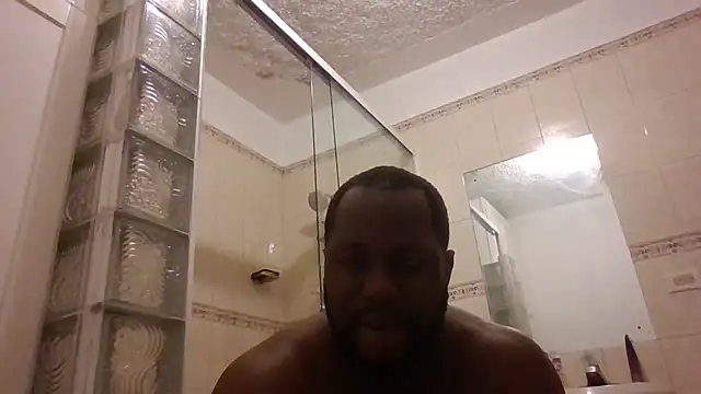 Snapshot of Bighood_T chatting on 15, 12, 2025 Bighood T online show from 15, 12, 2025