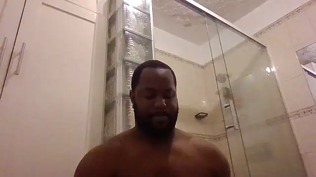 Snapshot of Bighood_T chatting on 17, 4, 2026 Bighood T online show from 17, 4, 2026