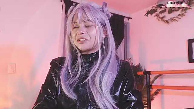 Snapshot of loIijanne chatting on 13, 12, 2024 loIijanne online show from 13, 12, 2024