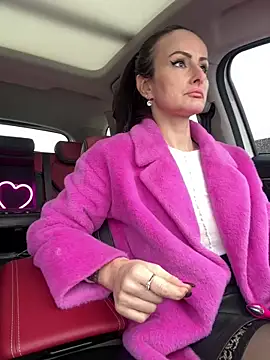 Snapshot of _AHHA_ chatting on 3, 3, 2025 AHHA online show from 3, 3, 2025