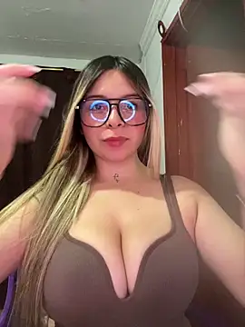 CristalGmez online show from 31, 3, 2026