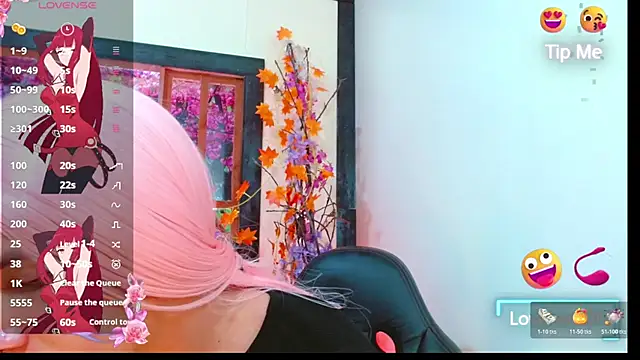 Victoria Kastelo online show from 31, 10, 2025