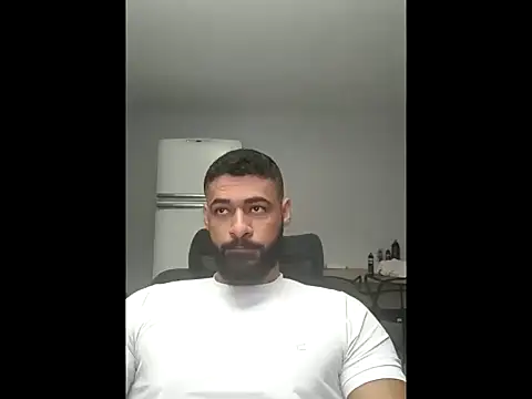 Snapshot of Valtin233 chatting on 3, 6, 2026 Valtin233 online show from 3, 6, 2026