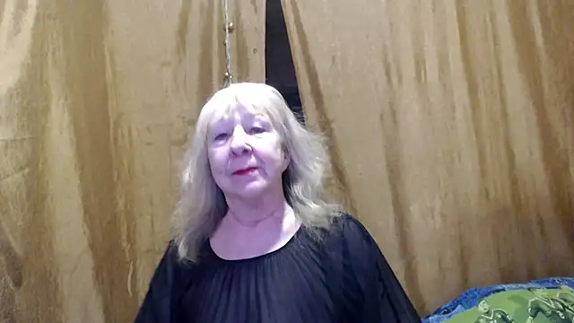 Snapshot of _Estelitta_5 chatting on 7, 2, 2025  Estelitta 5 online show from 7, 2, 2025