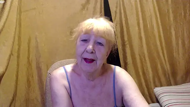 Snapshot of _Estelitta_5 chatting on 10, 11, 2025 Estelitta 5 online show from 10, 11, 2025