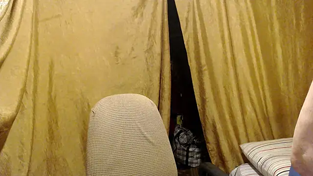 Snapshot of _Estelitta_5 chatting on 21, 11, 2025 Estelitta 5 online show from 21, 11, 2025