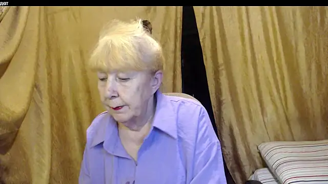 Snapshot of _Estelitta_5 chatting on 23, 11, 2025 Estelitta 5 online show from 23, 11, 2025