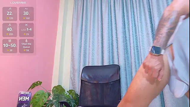 Snapshot of lean_arcos chatting on 15, 12, 2025 lean arcos online show from 15, 12, 2025