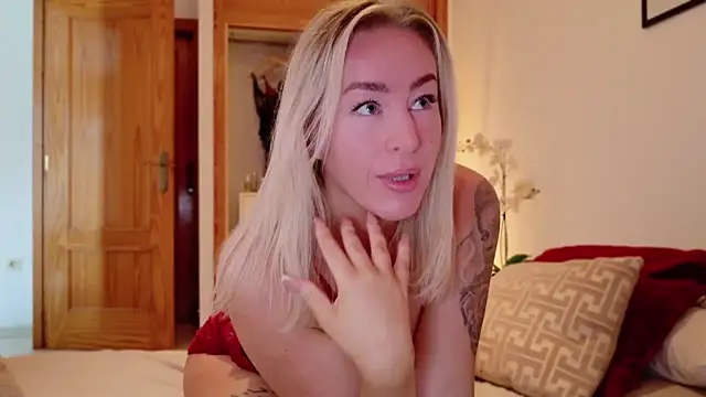 Snapshot of ChristyAdair chatting on 13, 12, 2024 ChristyAdair online show from 13, 12, 2024