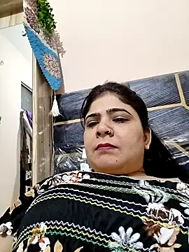 Snapshot of Husnpari20 chatting on 1, 4, 2026 Husnpari20 online show from 1, 4, 2026