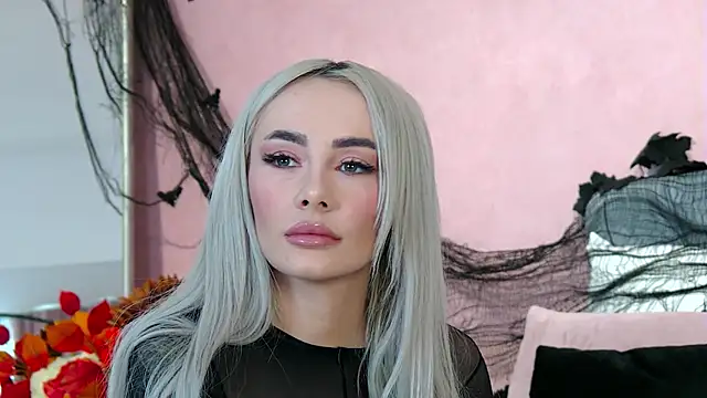 FrancescaMcGray online show from 1, 11, 2025