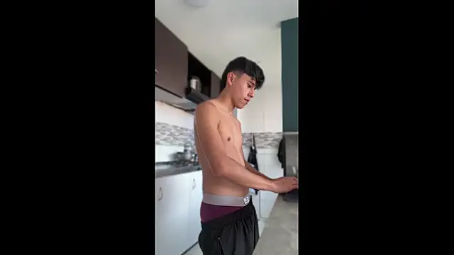 Snapshot of Angel_esteban_fx chatting on 9, 4, 2026 Angel esteban fx online show from 9, 4, 2026