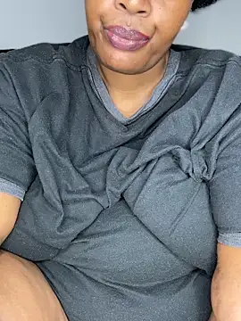 Snapshot of MsWhiteChocolatte chatting on 1, 4, 2026 MsWhiteChocolatte online show from 1, 4, 2026