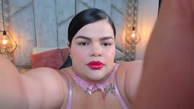 Snapshot of Sara_Thompsoon chatting on 10, 3, 2026 Sara Thompsoon online show from 10, 3, 2026