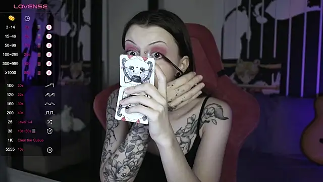 Snapshot of prettybones chatting on 29, 12, 2024 prettybones online show from 29, 12, 2024