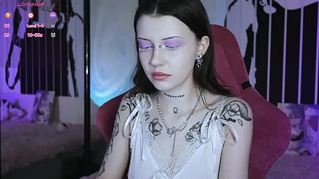 Snapshot of prettybones chatting on 25, 2, 2025 prettybones online show from 25, 2, 2025