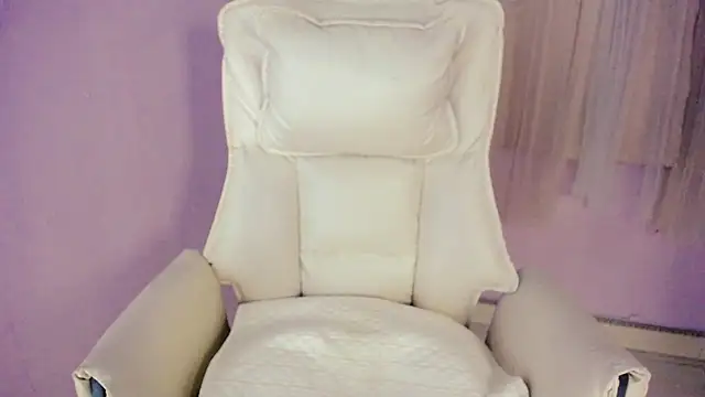 Snapshot of __18Angel__ chatting on 13, 11, 2025 18Angel online show from 13, 11, 2025