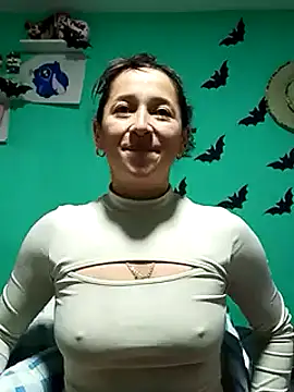 emilypoppy3 online show from 15, 1, 2025