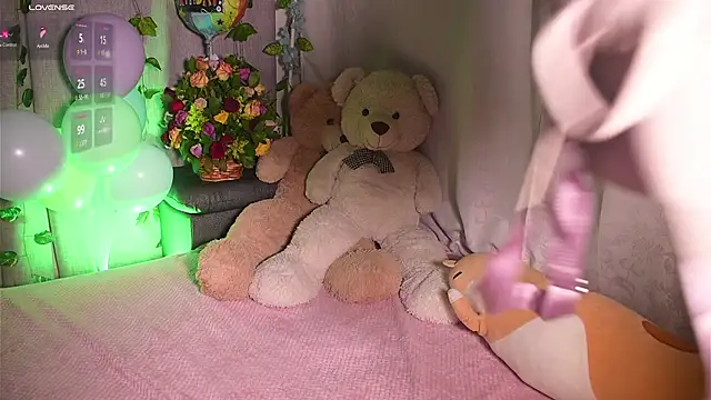 Snapshot of IsabellaFerreiraa chatting on 28, 1, 2025 IsabellaFerreiraa online show from 28, 1, 2025