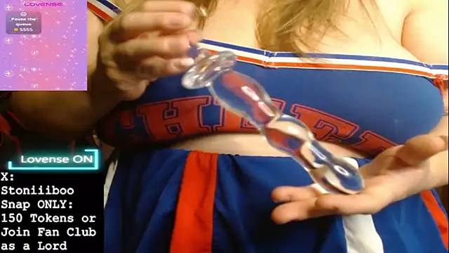 Stoniiiboo online show from 1, 12, 2025