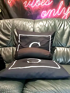 Melody87 online show from 8, 2, 2025