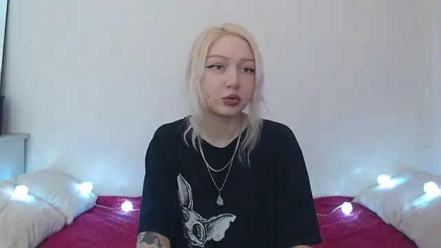 Emily hardcore online show from 7, 7, 2026