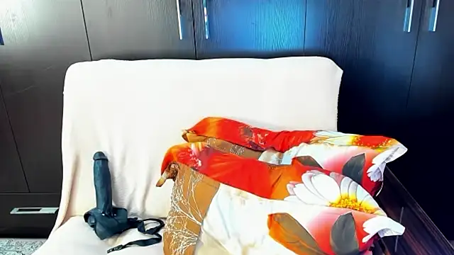 DaisyMun online show from 2, 2, 2026