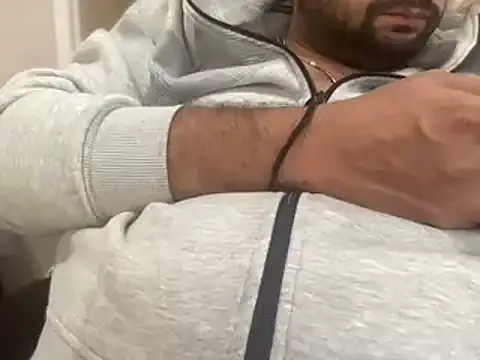 Snapshot of slavekinky001 chatting on 27, 12, 2024 slavekinky001 online show from 27, 12, 2024