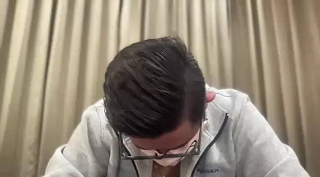 Snapshot of slavekinky001 chatting on 13, 1, 2025 slavekinky001 online show from 13, 1, 2025