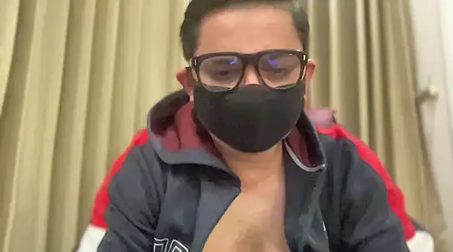 Snapshot of slavekinky001 chatting on 1, 3, 2025 slavekinky001 online show from 1, 3, 2025