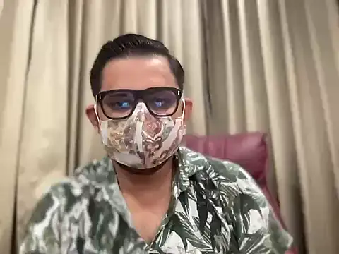 Snapshot of slavekinky001 chatting on 16, 9, 2025 slavekinky001 online show from 16, 9, 2025