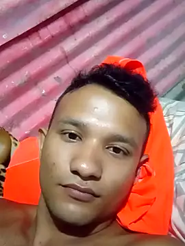 Snapshot of brayan7132 chatting on 20, 9, 2025 brayan7132 online show from 20, 9, 2025