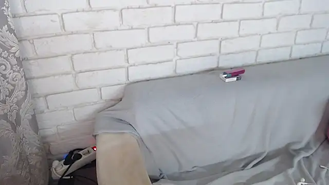 Crazyy girl  online show from 9, 11, 2025