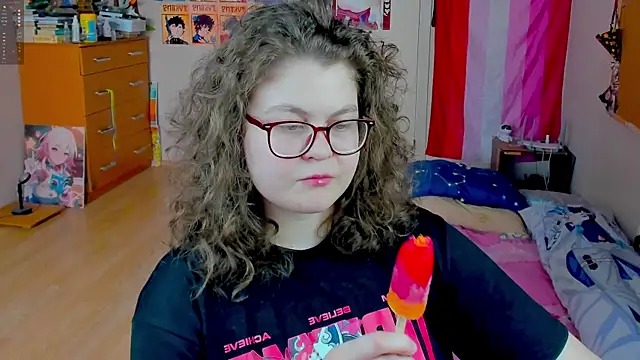 Snapshot of Sashy_Way chatting on 16, 4, 2026 Sashy Way online show from 16, 4, 2026