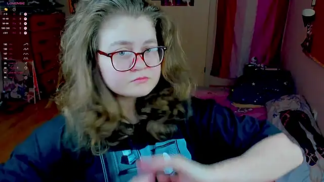 Snapshot of Sashy_Way chatting on 5, 6, 2026 Sashy Way online show from 5, 6, 2026