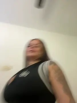 Snapshot of ivanna_rivera chatting on 5, 2, 2026 ivanna rivera online show from 5, 2, 2026