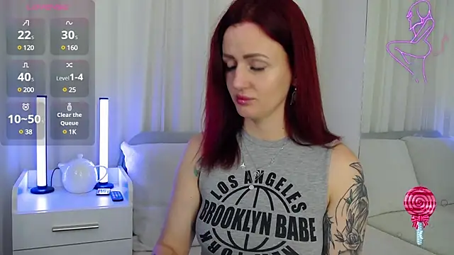 ElisaJane online show from 12, 2, 2025