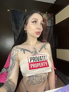 Snapshot of Molly__Moon chatting on 13, 2, 2026 Molly Moon online show from 13, 2, 2026