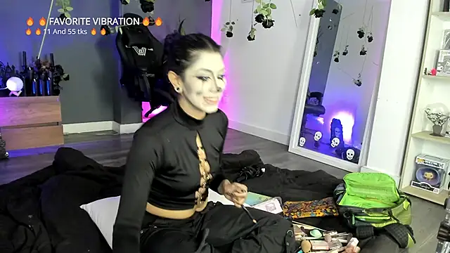 Raven Witch  online show from 19, 3, 2026