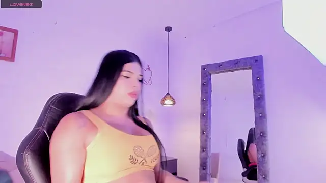 sarajhonson dl online show from 7, 4, 2026