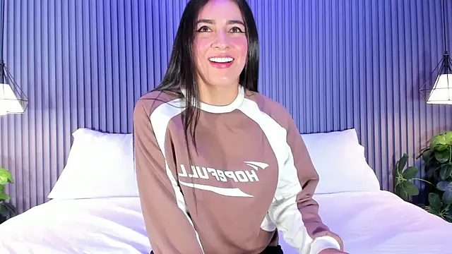 MaluDiaz online show from 2, 12, 2025